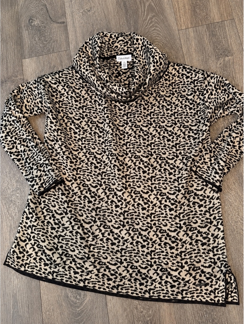 Calvin Klein Women's Leopard Print Cowl Neck Pullover Sweater Size L